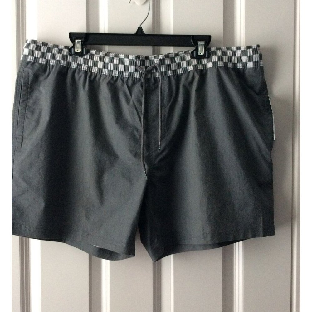 NWT, Original Use, Mens Swim Trunks, Size XL, 5.5” Inseam